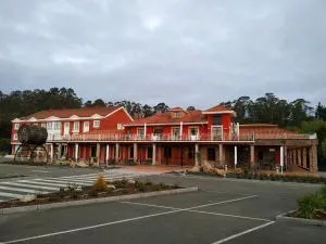 HOTEL LA CAMPANA - Lugo de Llanera