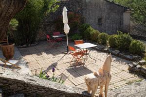 B&B / Chambres d'hotes Le Clos des Amandiers : Studio