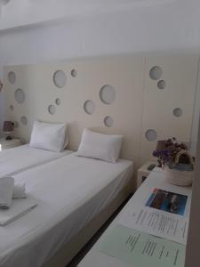 Chaniotis Studios Myconos Greece
