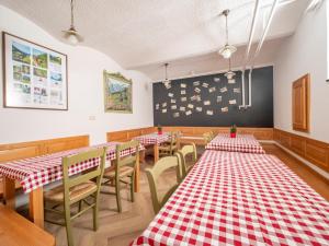 Berghi Hotel and Apartments