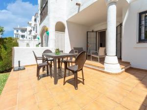 Two-Bedroom Holiday Home room in Ravishing Holiday Home in Calahonda with Garden near Sea