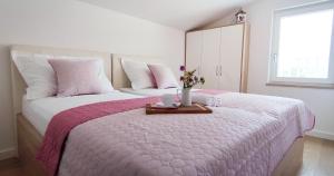 VILLA WHITE ROSE Kaštela