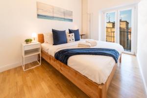 Due passi da Stazione Centrale Coffee + WIFI