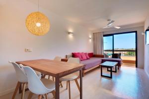 Family Suite with Sea View room in Insotel Club Tarida Playa - All Inclusive
