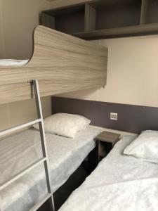 Campings Celine Mobil home : photos des chambres