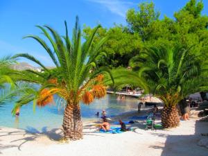 Apartment in Trogir with sea view, balcony, air conditioning, Wi-Fi (4786-2)