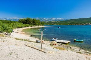 Stone house Skrivena