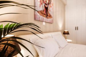 Kentia Fine Living Apartment