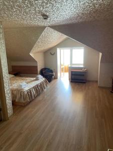 Deluxe Double Room (2 Adults + 1 Child) room in Gostinitsa Rubtsovo