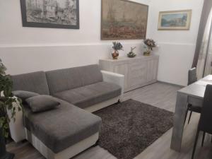 A casa di Raffaella e Antonio