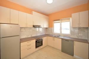 Apartments Seaview Estate Radovic