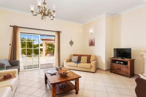 Villa Arvela by Villa Plus