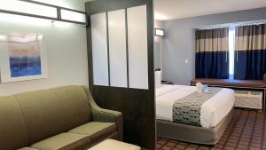 1 King Bed, Studio Suite, Non-Smoking room in Microtel Inn & Suites by Wyndham Michigan City