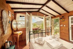 Deluxe Bungalow (2 adults) room in Can Mocamp