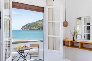 Uncle John's Guesthouse - Studio 1 Skopelos Greece