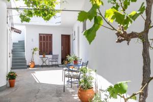 Uncle John's Guesthouse - Studio 1 Skopelos Greece