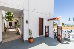 Uncle John's Guesthouse - Studio 1 Skopelos Greece