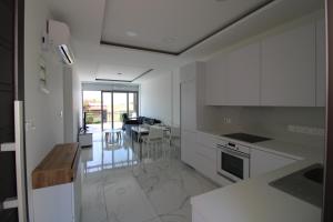 42 Beach Coast Apartment - 4hvězdičkové hotely ve městě Polis Chrysochous