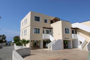 42 Beach Coast Apartment