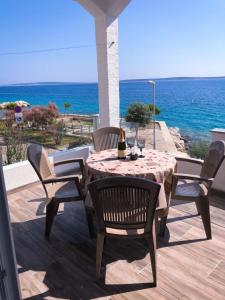 Apartments Milja - 10 m from sea