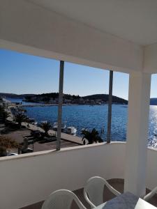 Apartments Marija - by the sea