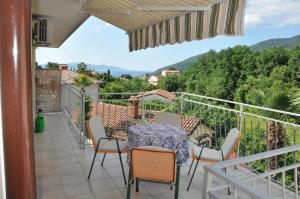 One-Bedroom Apartment with Terrace and Sea View room in Apartments with a parking space Opric Opatija - 7728