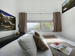 Triple Room with Mountain View room in Aux 500 Diables Eco Lodge - Hotel