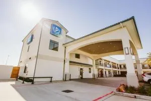 蓝城中心宫殿汽车旅馆 - Kurio Heliport