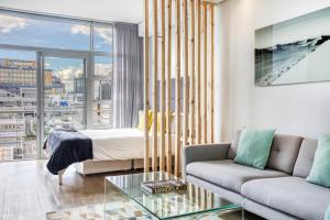 Backup-Powered Luxury NY City Apartment at Table Mountain