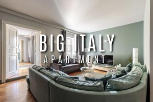 Four-Bedroom Duplex Apartment room in Duplex Italy Apartments