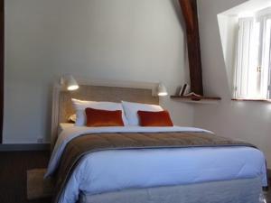 B&B / Chambres d'hotes BULLES DE LOIRE : Chambre Double avec Salle de Bains Privative