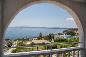 Family Room with Sea View room in Pantokrator Hotel