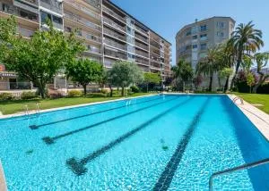 HomeHolidaysRentals Space - 卡里拉