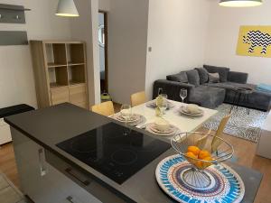 Secret Garden Kraków - Wonderful City Centre Apartment - Ground Floor - Quiet Location