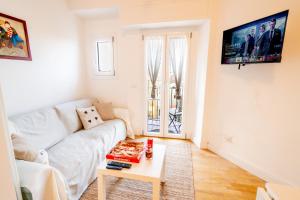 Due passi da Stazione Centrale Coffee + WIFI