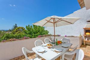 Villa Cinco by Villa Plus