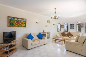 Villa Gregorio by Villa Plus