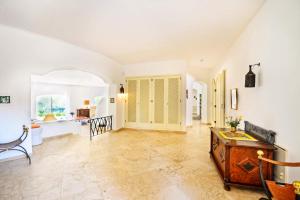 Villa Sounia by Villa Plus