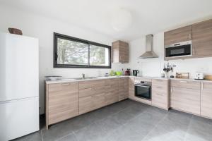 Maison neuve pour 4 adultes - 2 enfants - Jardin