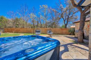 Pancho and Lefty's - Place - 4hvězdičkové hotely ve městě Wimberley