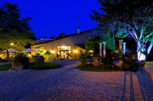 Logis Hôtel Restaurant LEssille