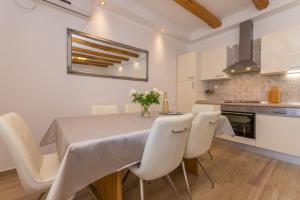 Apartmani Bonaca - 10m to the sea