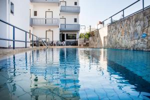 Popi Hotel Apartments Chania Greece