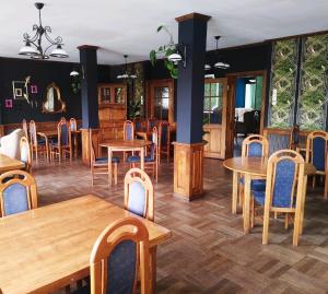 Pierwsze Piętro RestauracjaNoclegi