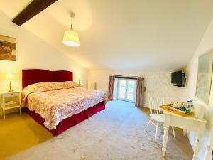 B&B / Chambres d'hotes Labarthe : Chambre Lit Queen-Size - Vue sur Jardin