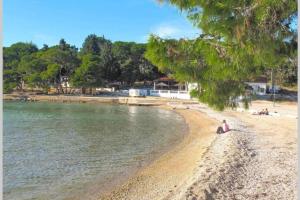 Peaceful Villa Fioretta with relaxing pool