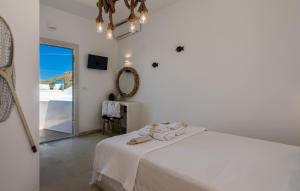 Geomilos Apartments Milos Greece