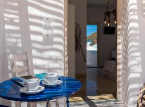 Geomilos Apartments Milos Greece