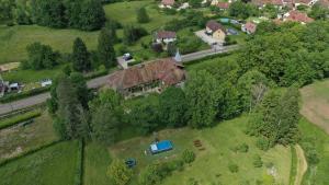 Maisons de vacances Domaine de Bellevue Gite du Mont Poupet : Appartement avec Vue sur la Montagne