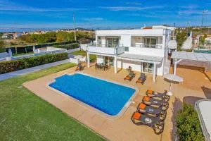 Villa Pianda by Villa Plus - Escanxinhas